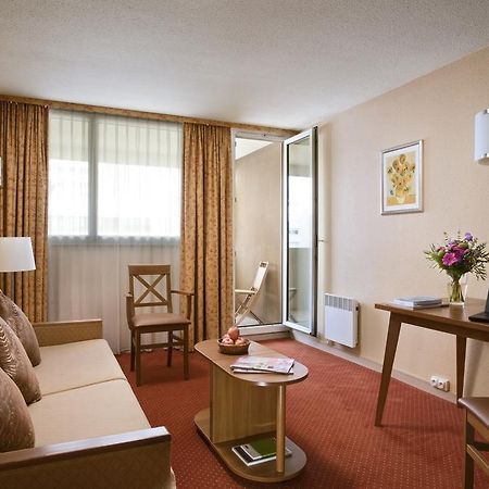 Citadines Centre Meriadeck Bordeaux Kamer foto