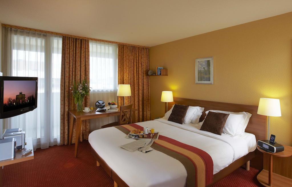 Citadines Centre Meriadeck Bordeaux Kamer foto