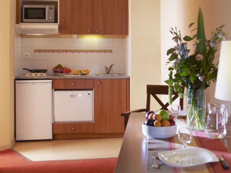 Citadines Centre Meriadeck Bordeaux Buitenkant foto